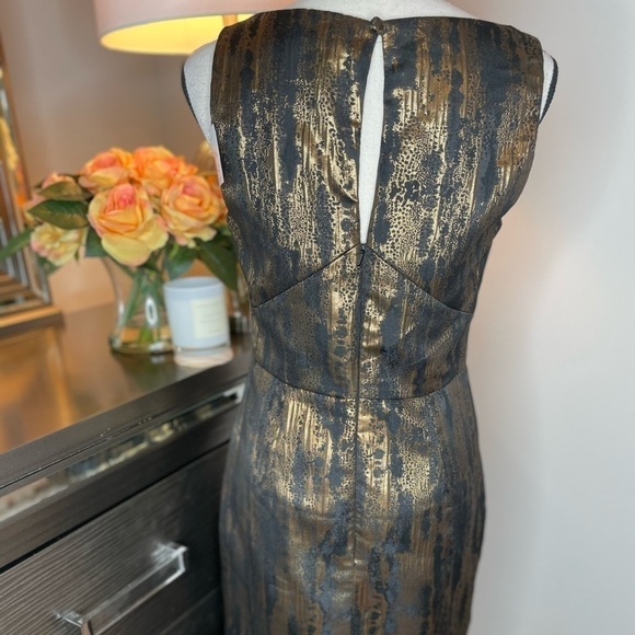 𝅺NWOT S Collections Black and Gold Cocktail Dress size 6 - Picture 4 of 16